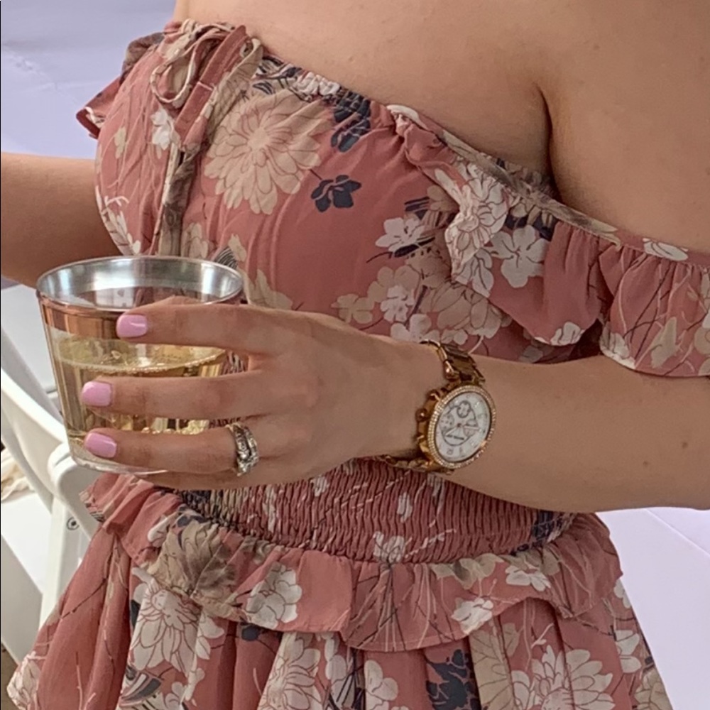 Floral dress (off shoulder or on)